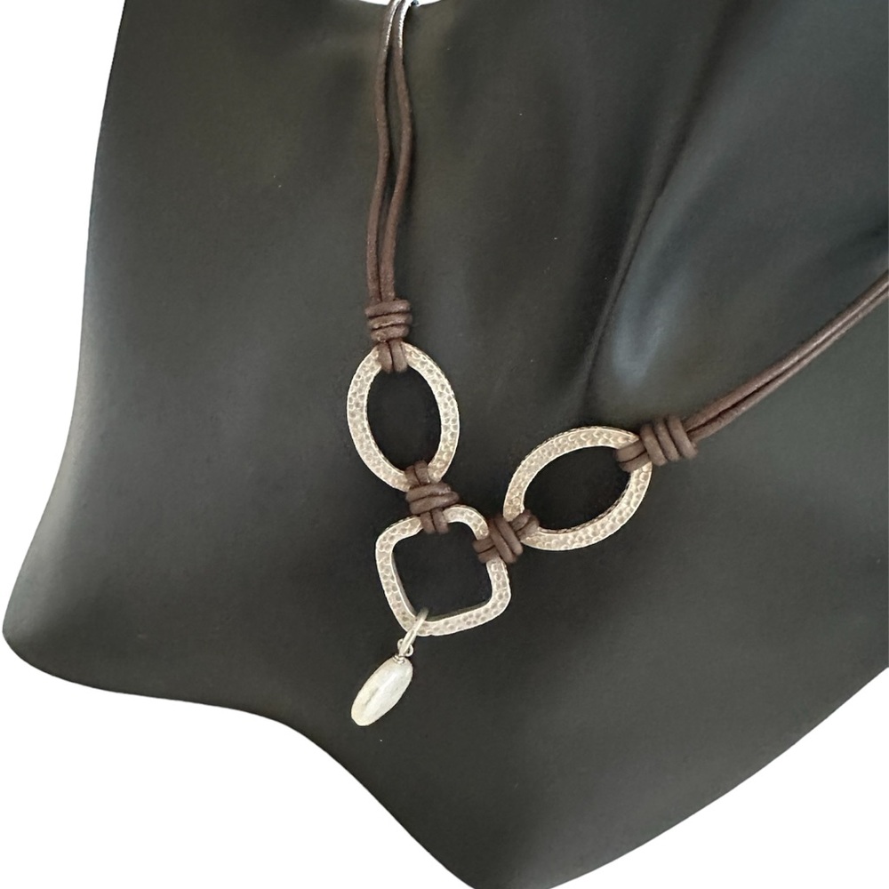 Retired Silpada Sterling Silver Hammered Coin Pearl Pendant Leather Neck…